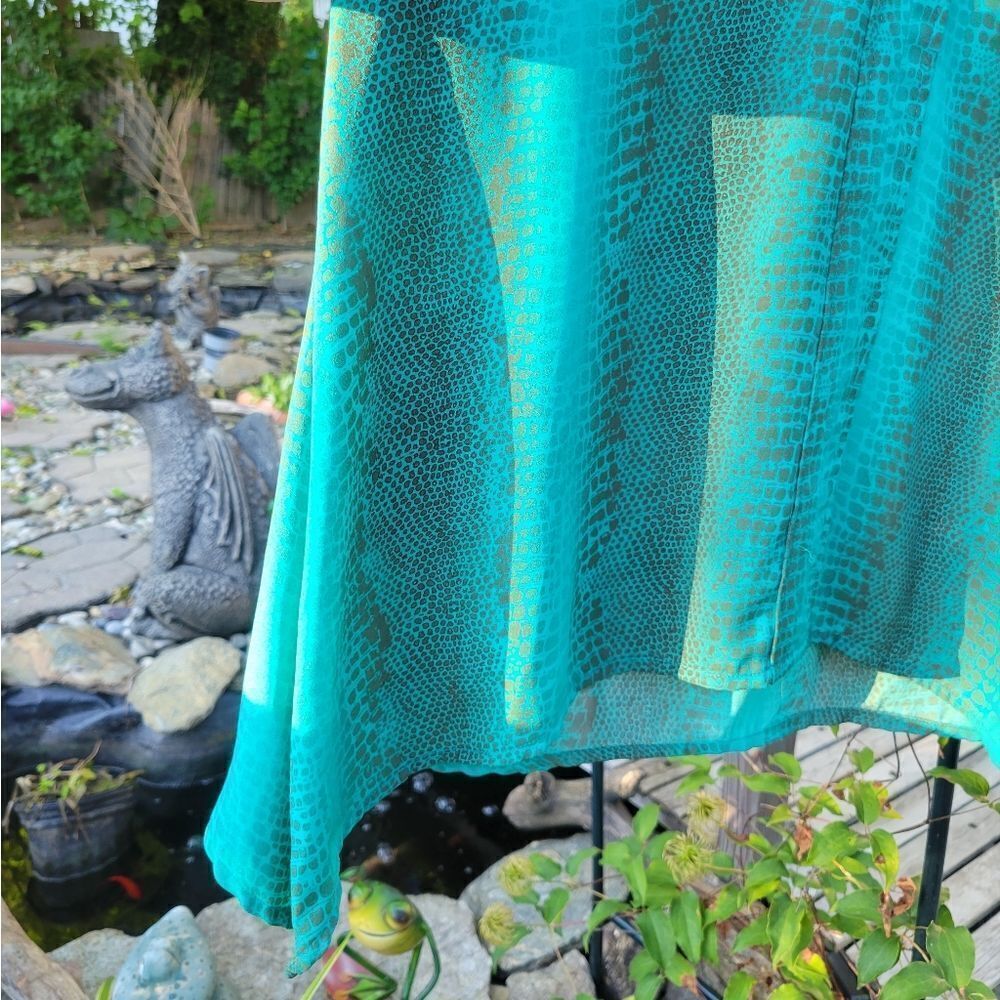Snake Print Blouse‎ - Picture 2 of 13